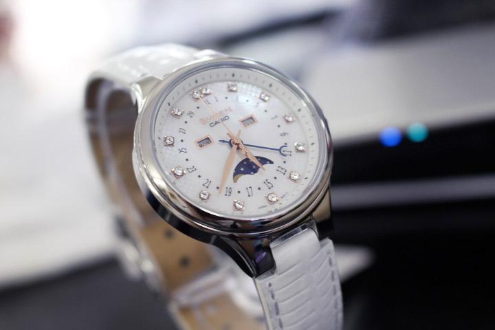Casio SHE-3045L-7A