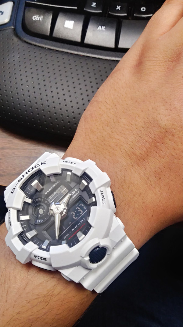 Casio GA-700-7AER