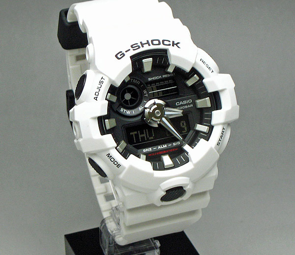 Casio GA-700-7AER