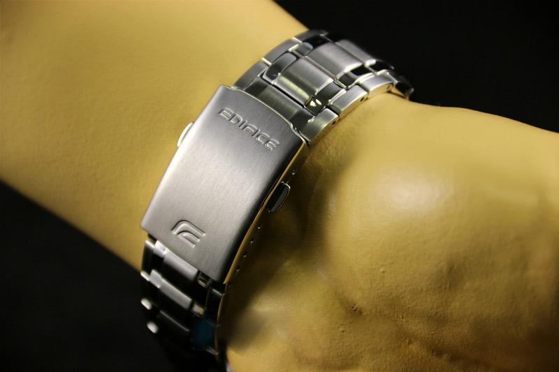 Casio EQW-A1400DB-1A