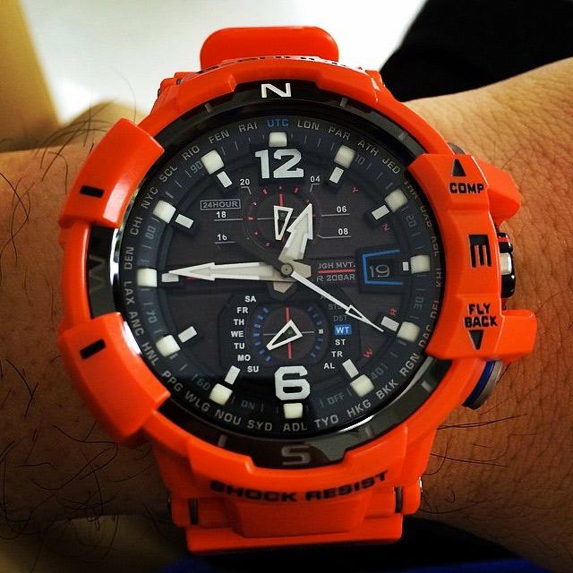 Casio GW-A1100R-4AER
