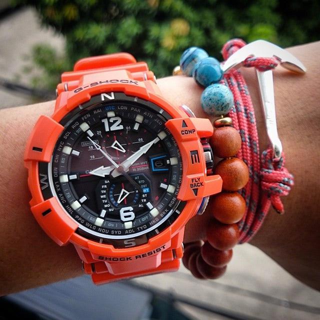 Casio GW-A1100R-4AER