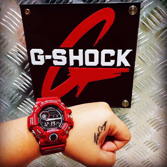 Casio GW-9400RD-4ER