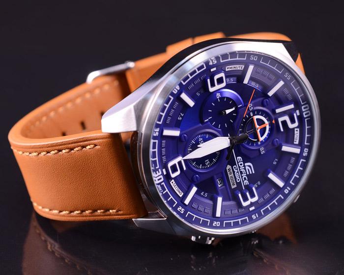 Casio EFR-555L-2A