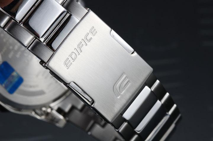 Casio EQB-600D-1A2