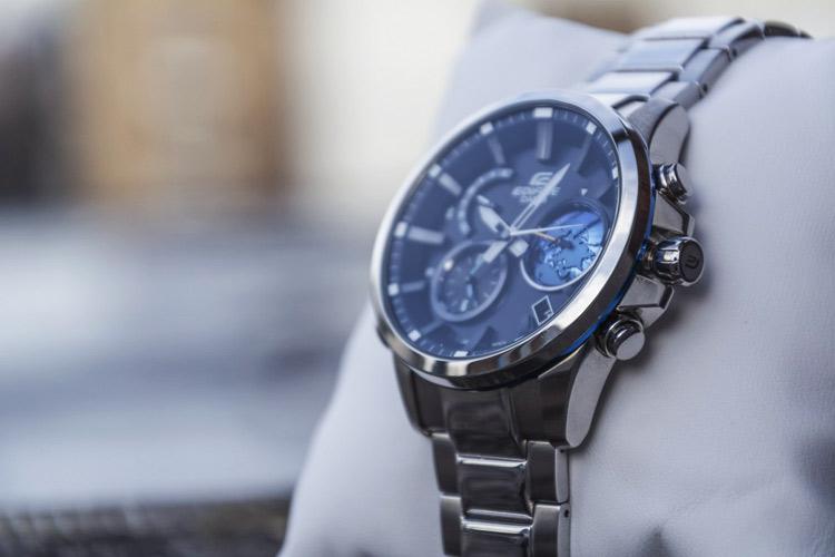Casio EQB-600D-1A2
