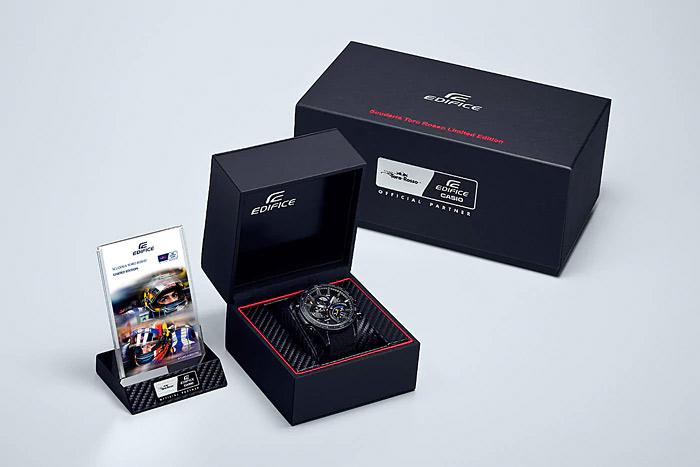 Casio EQB-501TRC-1A