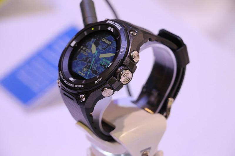 Casio WSD-F20-BKER