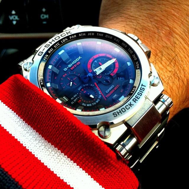 Casio MTG-S1000D-1A4ER
