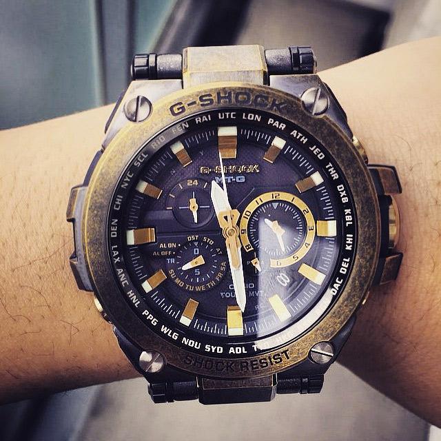 Casio MTG-S1000BS-1AER