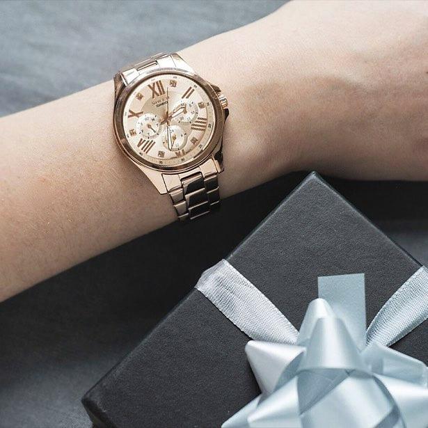 Casio SHE-3806PG-9A