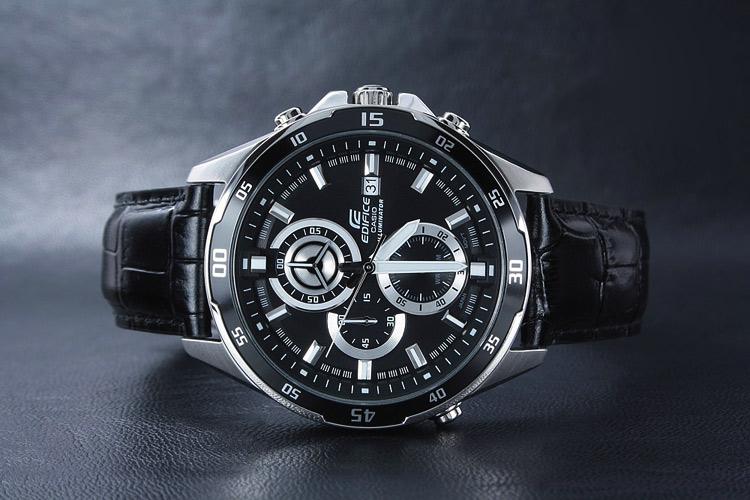 Casio EFR-547L-1A