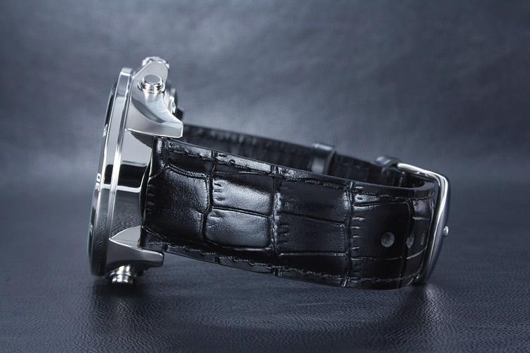 Casio EFR-547L-1A