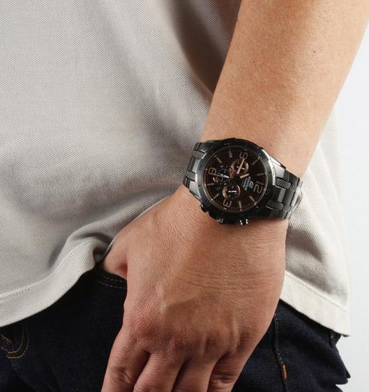 Casio EFR-538BK-5A