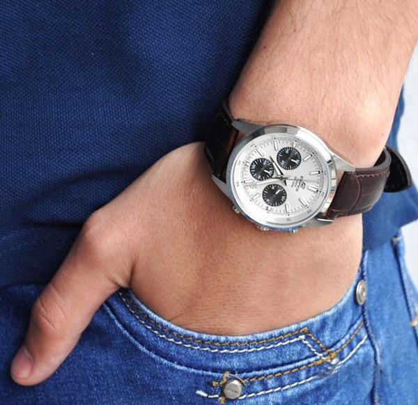 Casio EFR-527L-7A