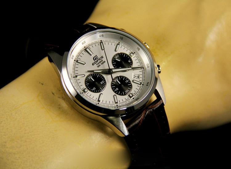 Casio EFR-527L-7A