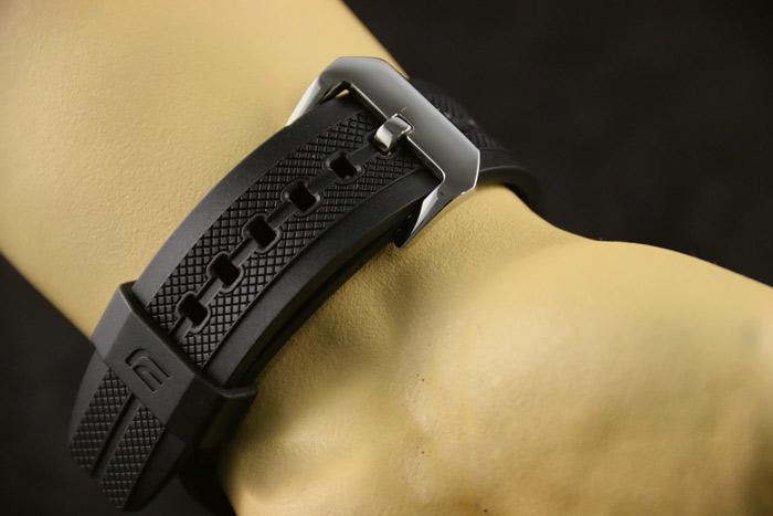 Casio EFR-102-1A3