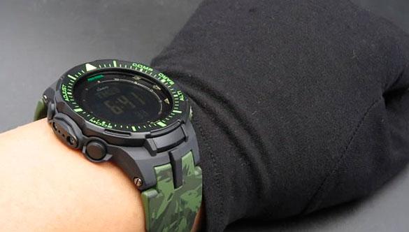 Casio PRG-300CM-3ER