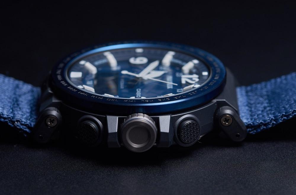 Casio PRG-600YB-2ER
