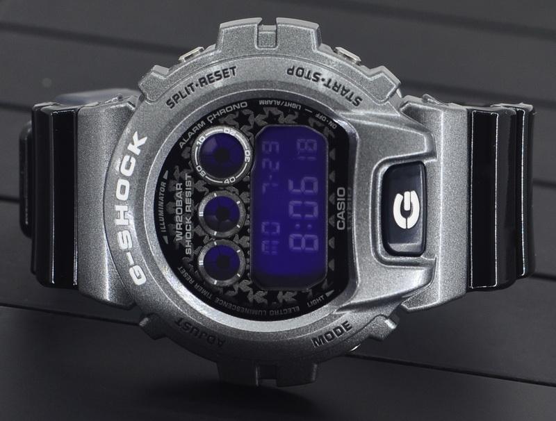 Casio DW-6900SC-8ER