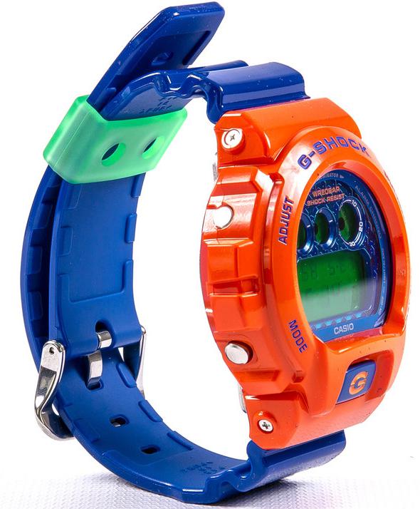 Casio DW-6900SC-4ER