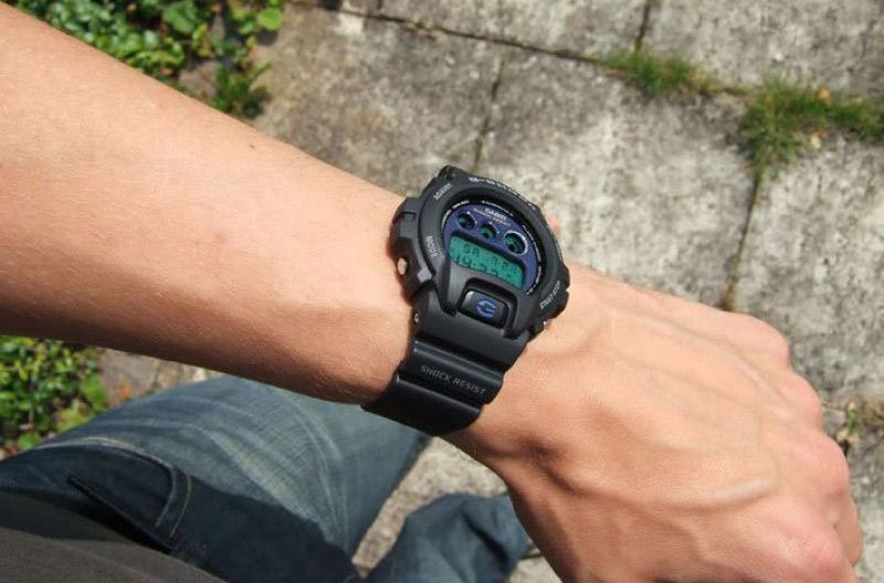 Casio DW-6900E-1ER