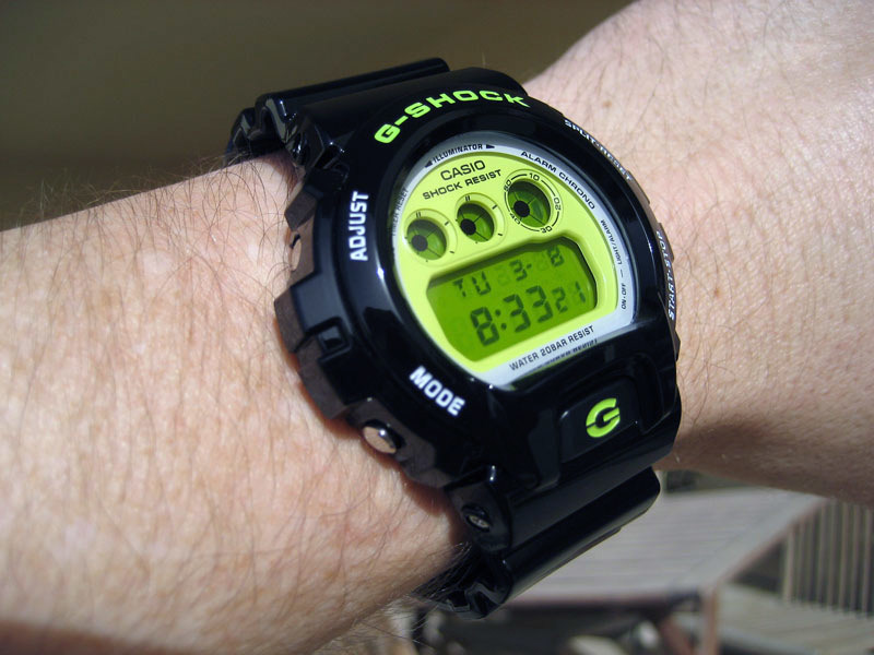 Casio DW-6900CS-1ER