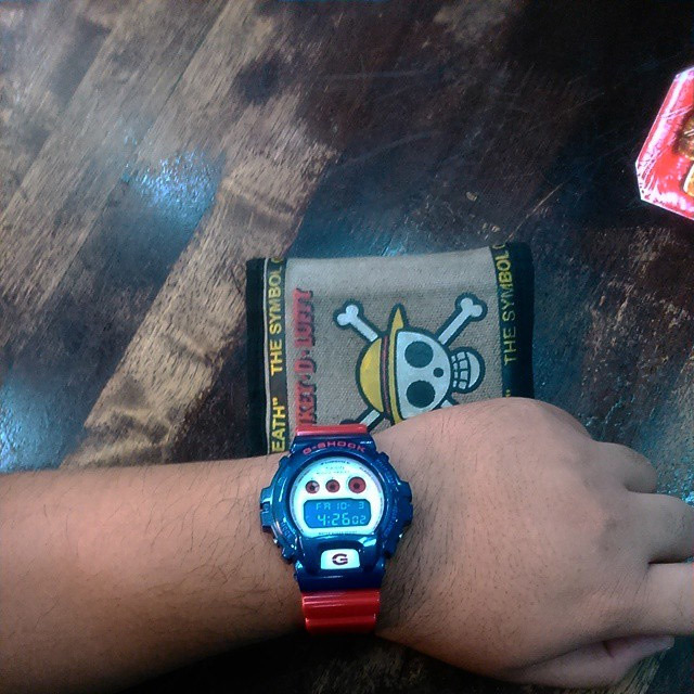 Casio DW-6900AC-2ER
