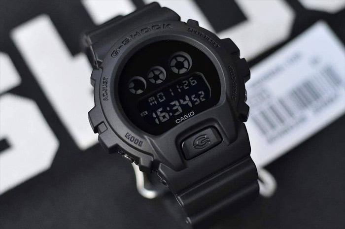 Casio DW-6900BBA-1ER