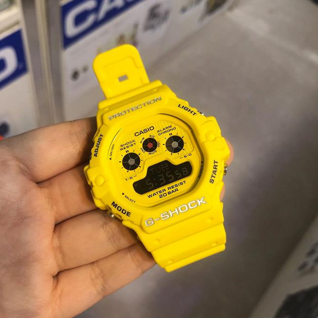 Casio DW-5900RS-9ER