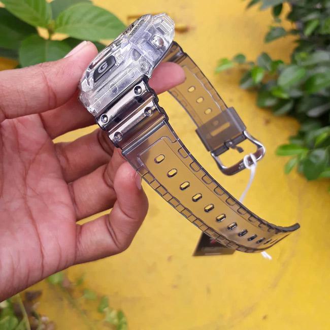 Casio DW-6900SK-1ER