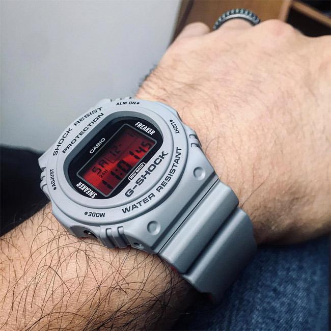 Casio DW-5700SF-1ER