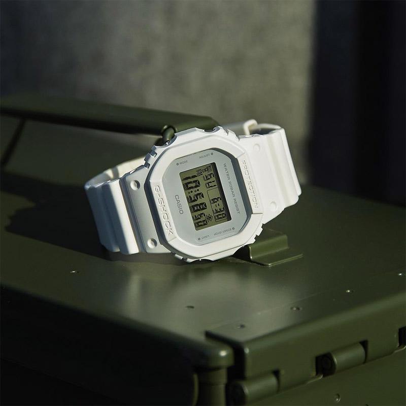 Casio DW-5600CU-7ER