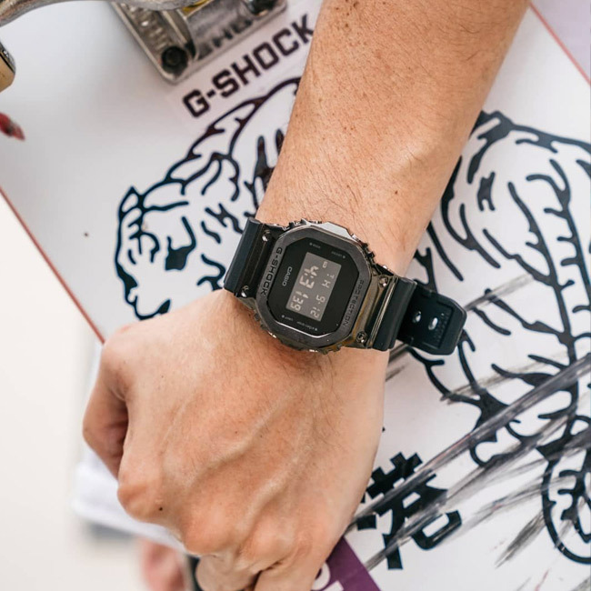 Casio GM-5600B-1ER