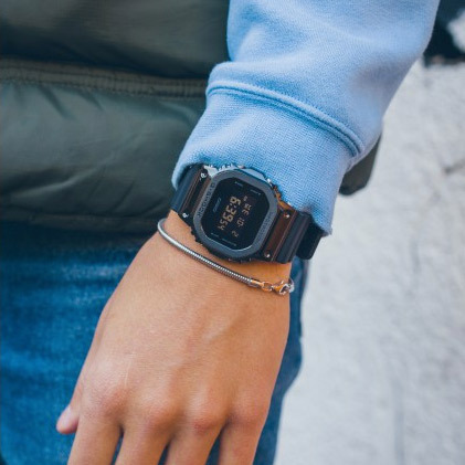 Casio GM-5600B-1ER