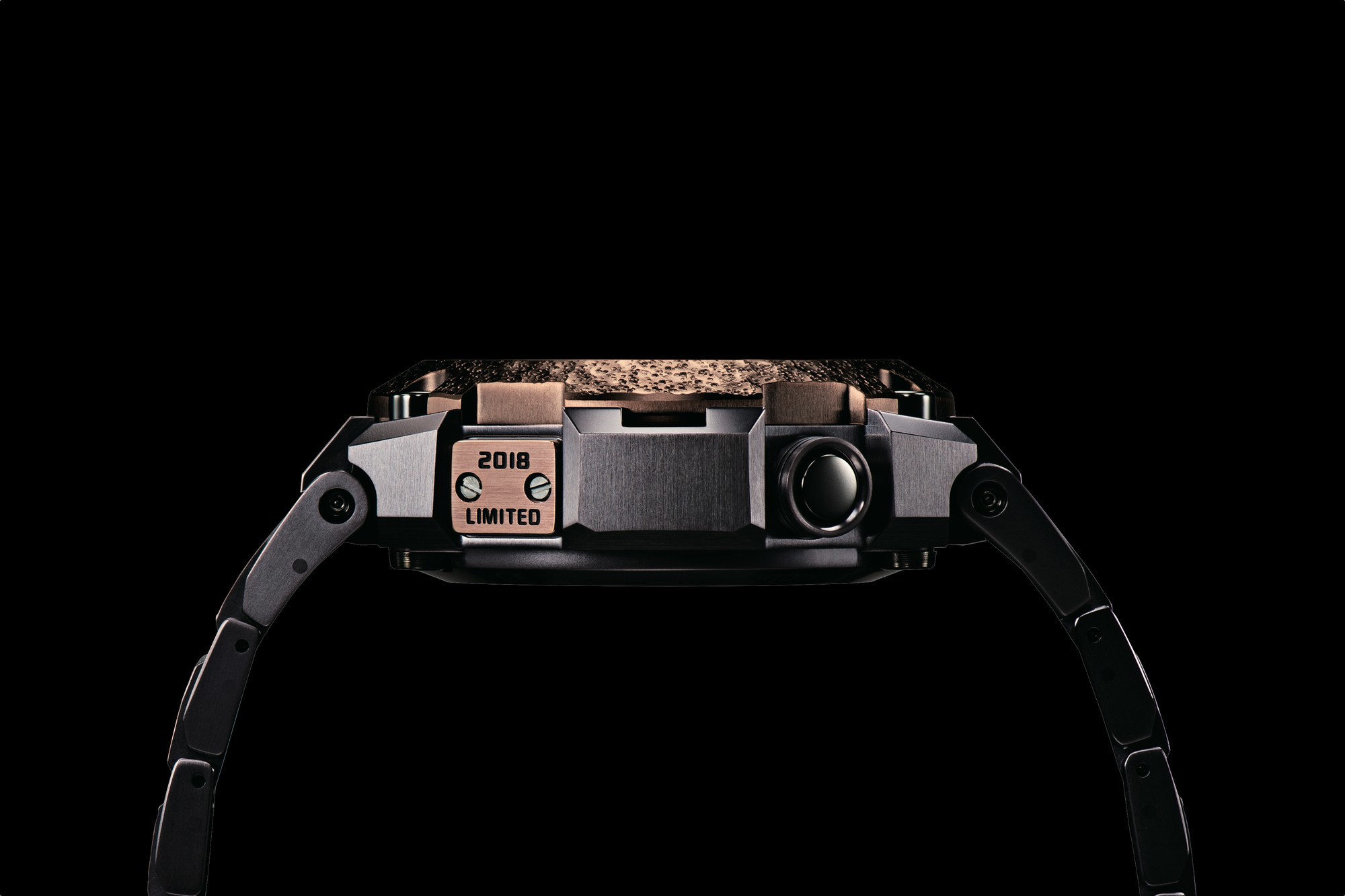 Casio MRG-G2000HA-1A