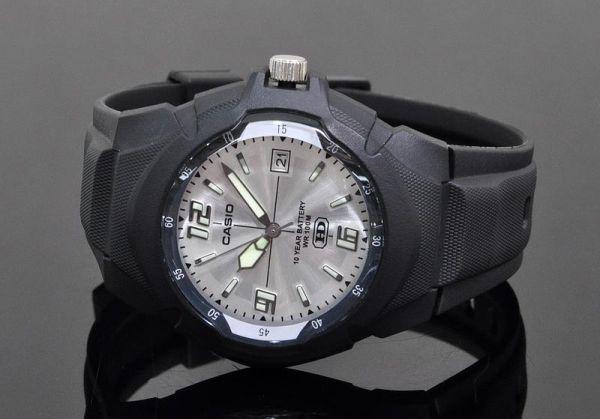 Casio MW-600F-7A