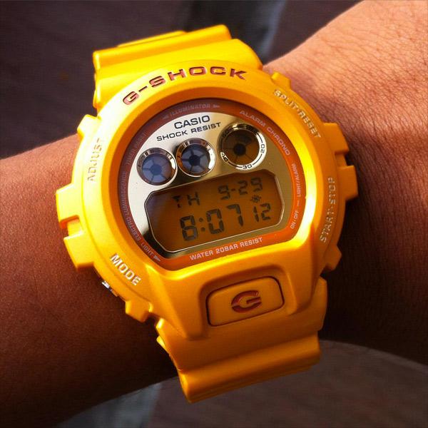 Casio DW-6900SB-9ER
