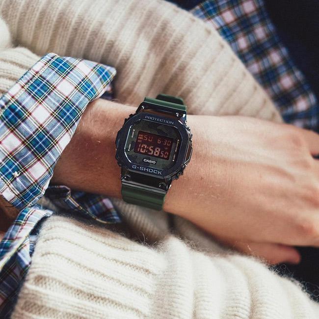 Casio GM-5600B-3E