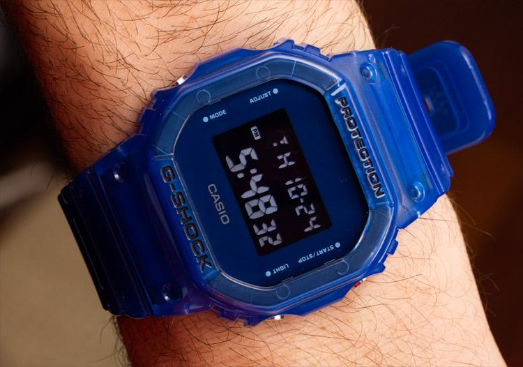 Casio DW-5600SB-2E