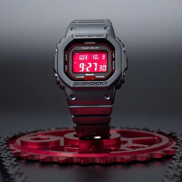 Casio GW-B5600AR-1E