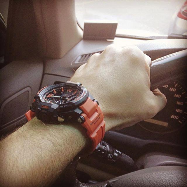 Casio GA-1000-4AER