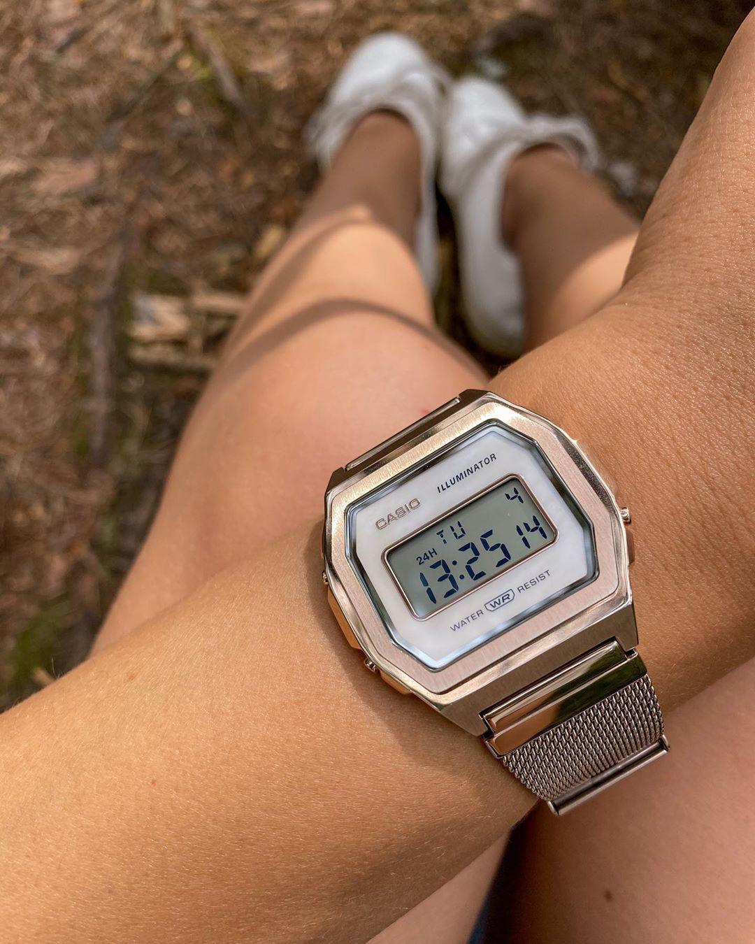 Casio A1000MCG-9E