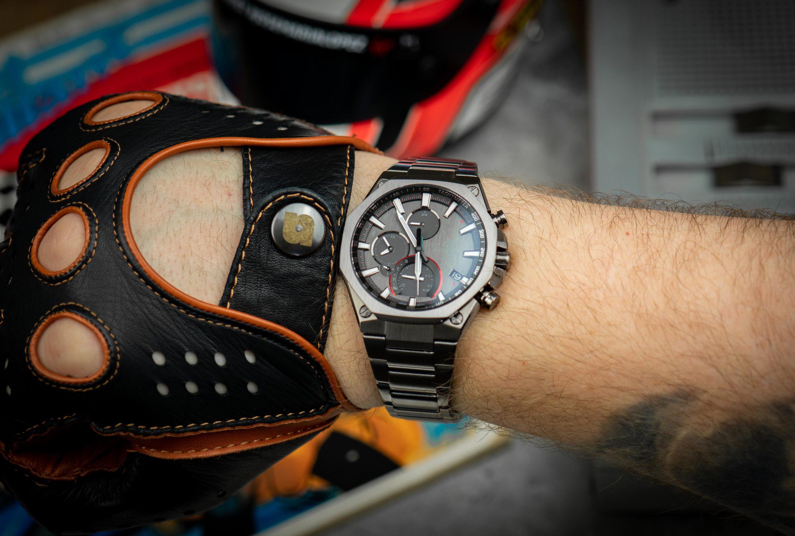 Casio EQB-1100DC-1A