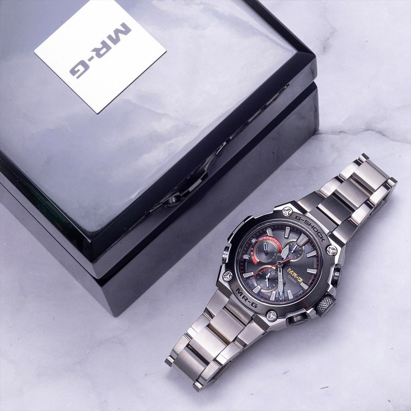 Casio MRG-B1000D-1A