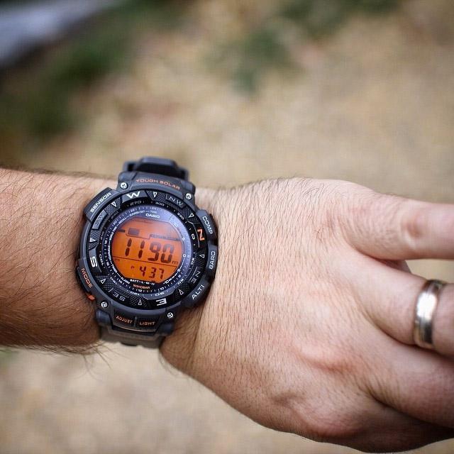 Casio PRG-240-8ER