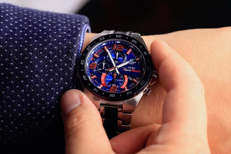 Casio EFR-564TR-2AER