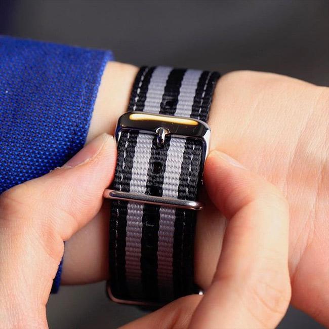 Casio EFS-S550BL-1AVUEF