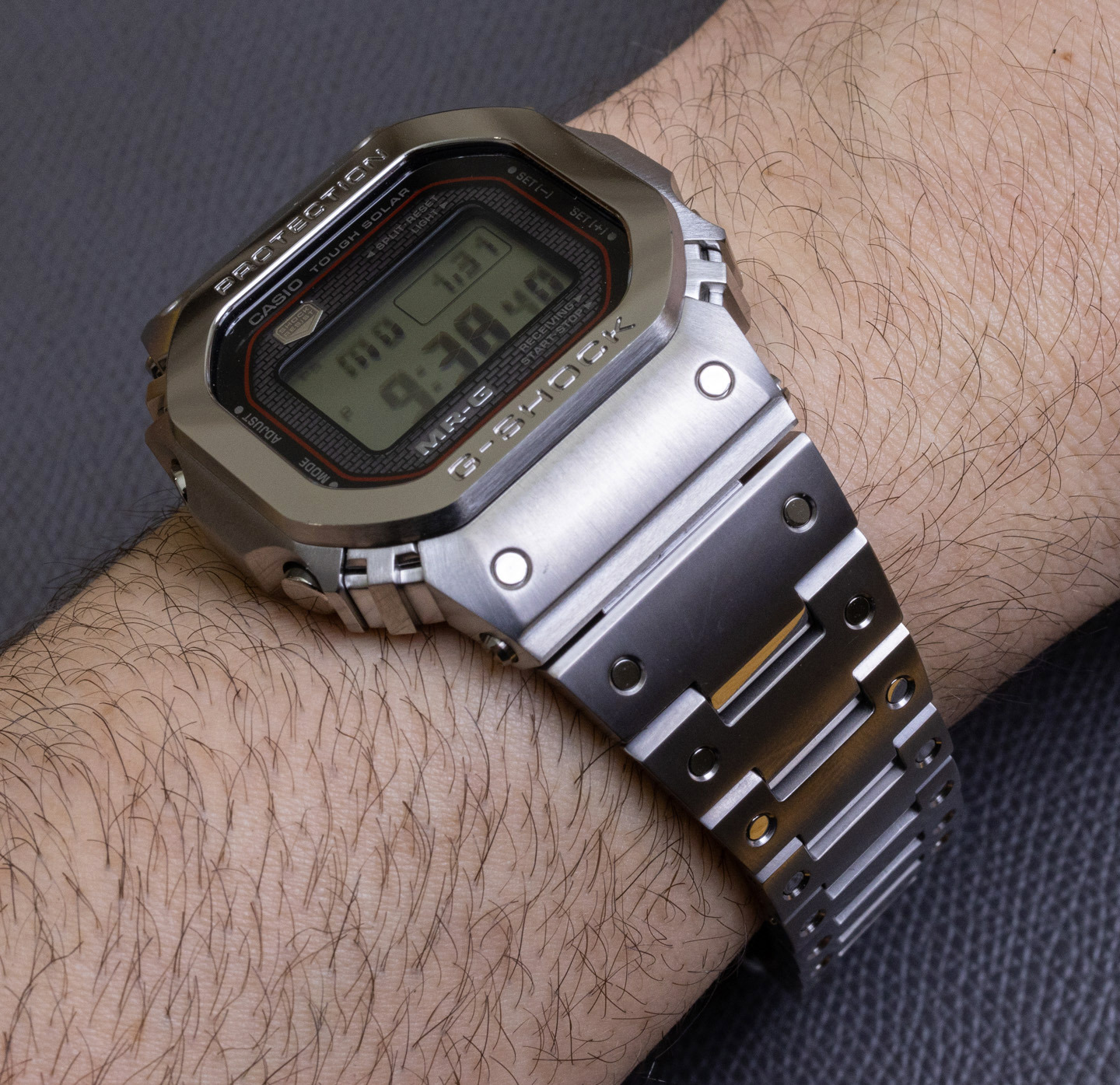 Casio MRG-B5000D-1E