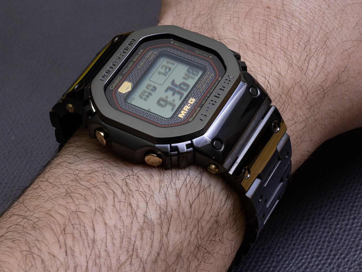 Casio MRG-B5000B-1E